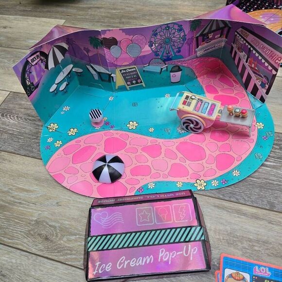 Huge LOL play sets dolls accessories etc - Picture 14 of 16